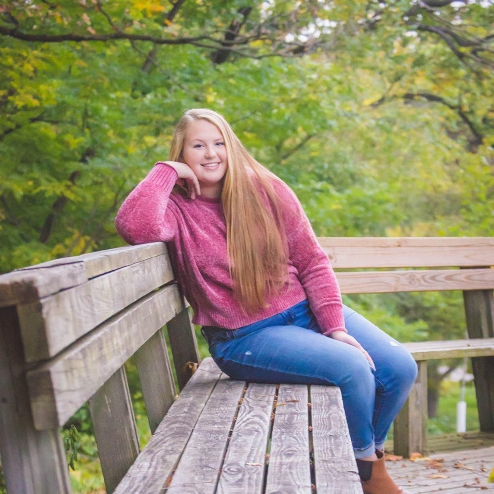 Meet your Posher, Abby